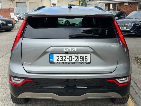 2023 Kia Niro - thumbnail 10