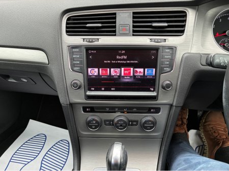 2014 Volkswagen Golf - thumbnail 22