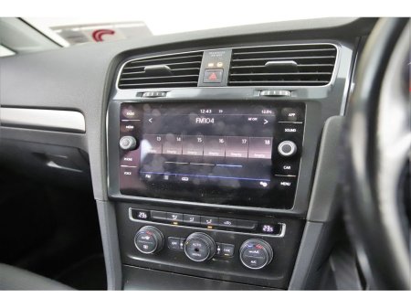 2017 Volkswagen Golf - thumbnail 18