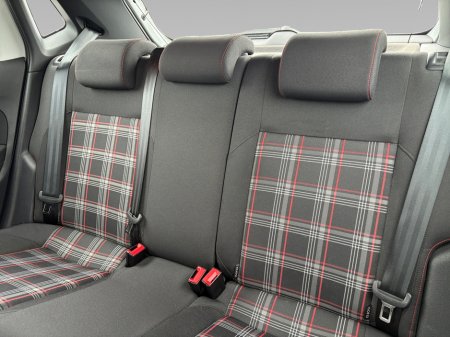 2016 Volkswagen Polo - thumbnail 13