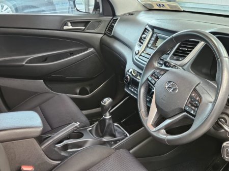 2017 Hyundai Tucson - thumbnail 13