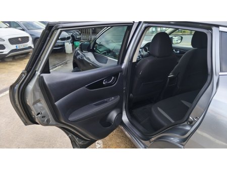 2018 Nissan Qashqai 1.2 Automatic Very Low Mileage AA Approved 1 Year Warranty €17,950 thumbnail