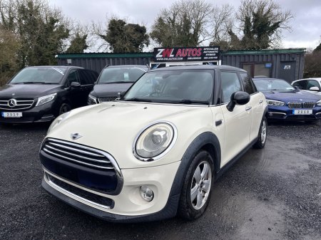 2014 MINI Hatch  €10,950