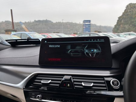 2022 BMW 5 Series - thumbnail 15