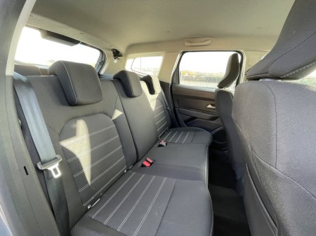 2024 Dacia Duster 1.5 Blue dCi 115 Expression €25,995 thumbnail