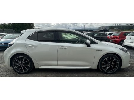 2018 Toyota Corolla SPORT AUTOMATIC HYBRID 1.8 FRESH IMPORT (1184) €17,995 thumbnail