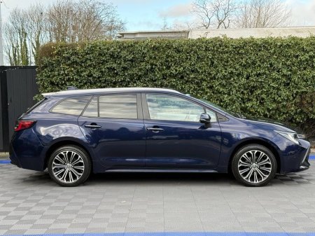 2022 Toyota Corolla SOL TOURING 1.8 HYBRID // FULL SERVICE HISTORY // ADAPTIVE CRUISE CONTROL // DIGITAL CLUSTER €24,750 thumbnail