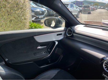 2022 Mercedes-Benz A Class - thumbnail 15