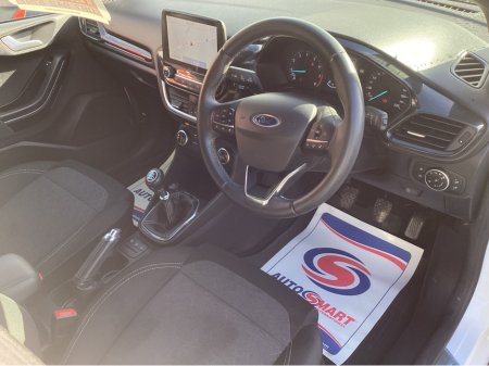 2020 Ford Fiesta - thumbnail 11