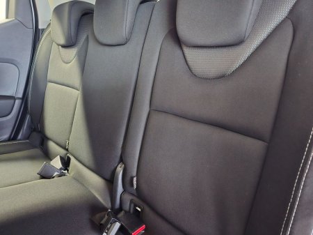 2019 Renault Clio - thumbnail 10