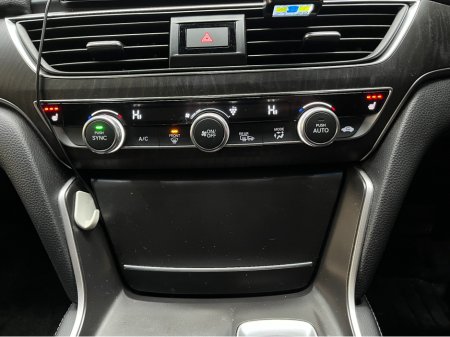 2022 Honda Accord €33950! 2022 HONDA ACCORD EX 2.0 AUTOMATIC / CRUISE CONTROL / REVERSE CAMERA / ELECTRIC MEMORY & HEATED SEATS €33,950 thumbnail