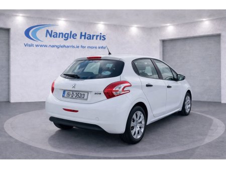 2015 Peugeot 208 - photo 5