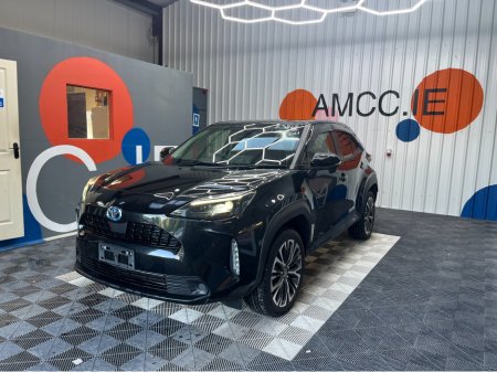 2021 Toyota Yaris Cross YARIS CROSS 1.5 HYBRID / 80k KMs / HEATED SEATS , REVERSE CAMERA , ADAPTIVE CRUISE & MORE €24,950