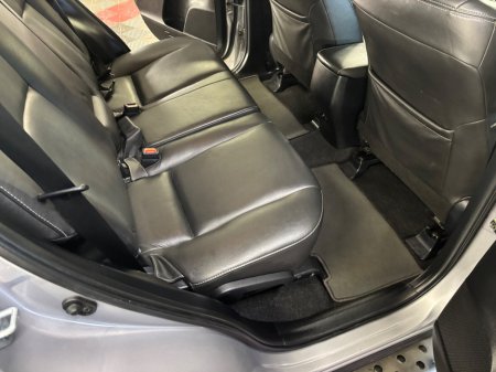 2017 Toyota Rav4 2.0 D-4D (143) 2WD LUNA €13,950 thumbnail