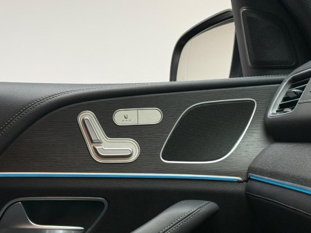 2022 Mercedes-Benz GLE Class 350DE AMG LINE 4MATIC €54,990 thumbnail