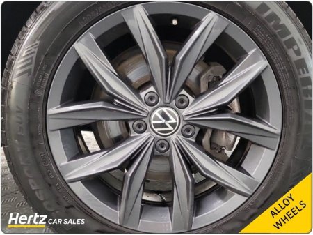 2024 Volkswagen Tiguan - thumbnail 11