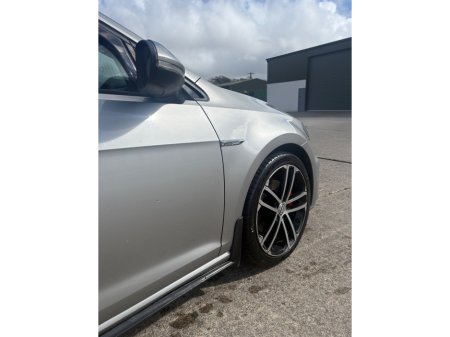 2014 Volkswagen Golf - thumbnail 2