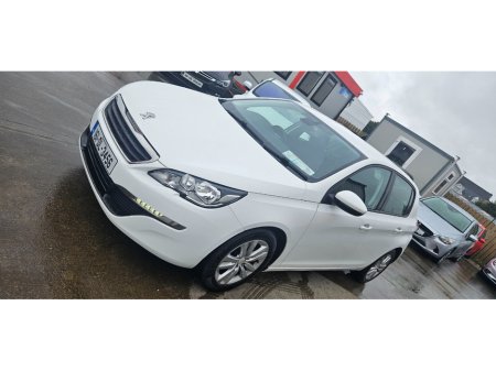 2016 Peugeot 308 - thumbnail 4