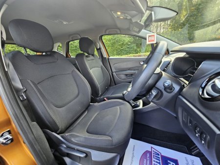 2019 Renault Captur - thumbnail 18