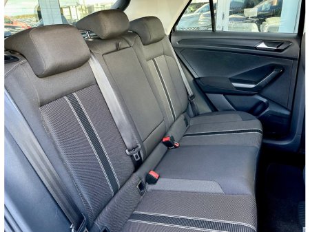 2018 Volkswagen T-Roc - thumbnail 12