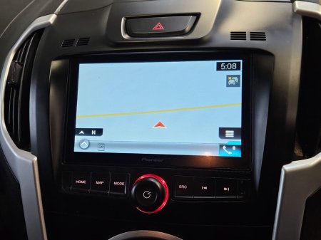 2019 Isuzu D-MAX - thumbnail 14