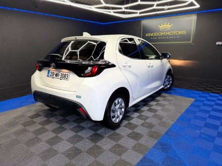 2020 Toyota Yaris 1.0 VVT-i 3Dr Terra €15,900 thumbnail