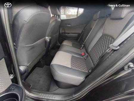 2022 Toyota C-HR 1.8 HYBRID SOL 4DR AUTO €29,990 thumbnail