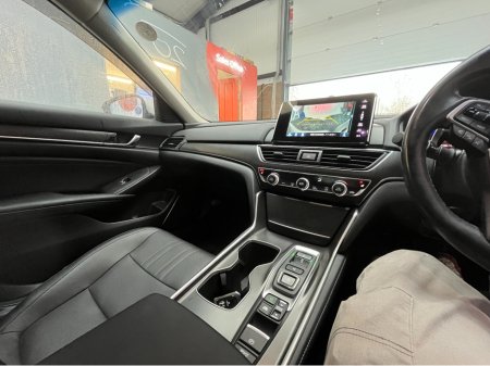 2020 Honda Accord €27950 2020 HONDA ACCORD EX 2.0 AUTOMATIC / CRUISE CONTROL / REVERSE CAMERA / ELECTRIC MEMORY & HEATED SEATS / HEATED REAR SEATS €27,950 thumbnail