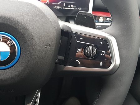 2026 BMW 5 Series - thumbnail 16