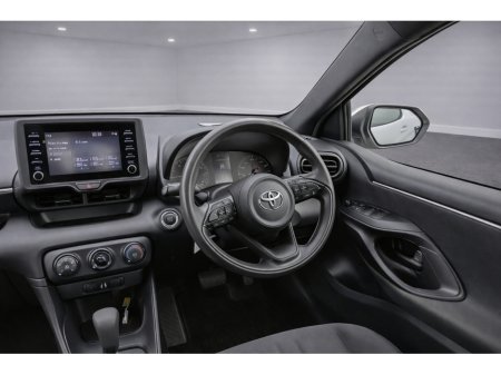 2021 Toyota Yaris 1.0 Petrol, 5 Door, Automatic, Reverse Camera, Parking Sensors €14,950 thumbnail