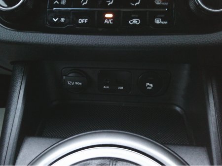 2015 Kia Sportage NEW NCT 2027, PLATINUM SE ,  LEATHER INTERIOR, CRUISE, SAT./NAV.,  €280 TAX, TAXED 10/26, LOW KMS. S./HISTORY. €10,299 thumbnail