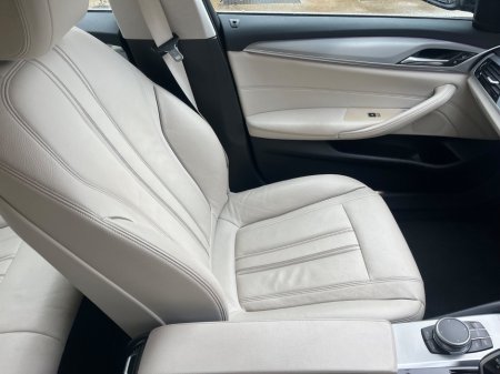 2020 BMW 5 Series 520d SE Auto €19,950 thumbnail