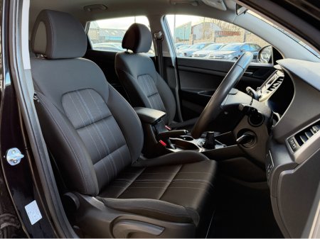 2016 Hyundai Tucson FULL SERVICE HISTORY..PARKING SENSORS €13,950 thumbnail