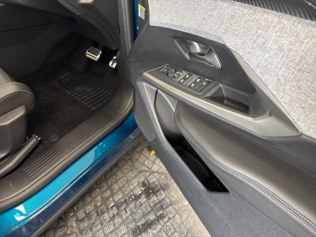 2026 Peugeot 3008 - thumbnail 11