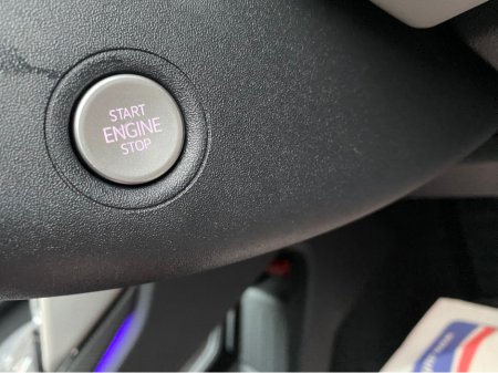 2025 Ford Explorer Extended Range Premium.. Driver assistance + Heat pump €43,500 thumbnail