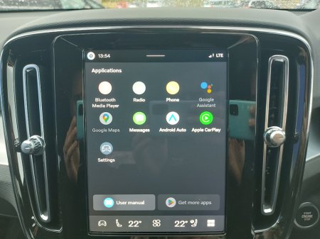 2026 Volvo XC40 - thumbnail 14