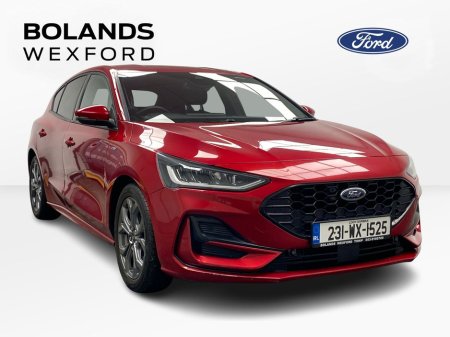 2023 Ford Focus - thumbnail 1