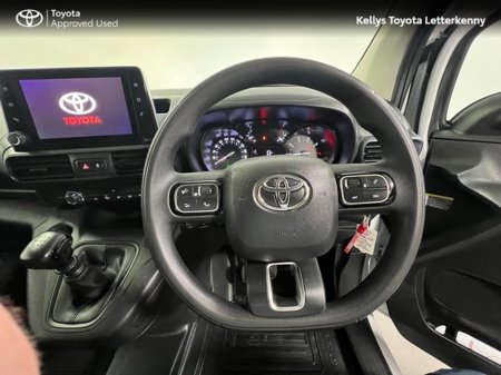 2023 Toyota Proace City - thumbnail 8