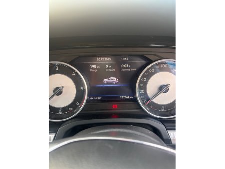 2019 Volkswagen Touareg 3.0 TDI 4M 231HP 4DR A AUTO €29,950 thumbnail