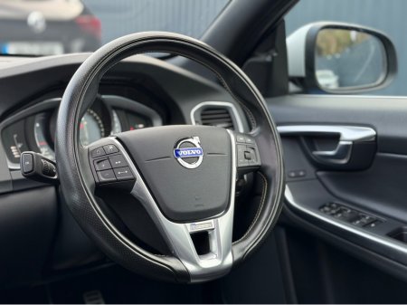 2017 Volvo V60 - thumbnail 13