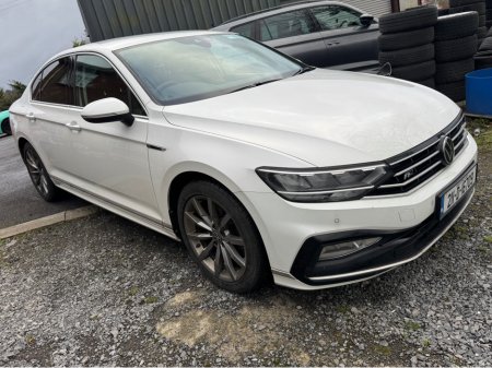 2021 Volkswagen Passat R-LINE 2.0 TDI MANUAL 6SPEED FWD 150 4DR €23,950