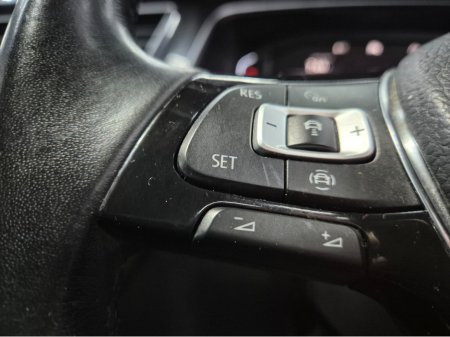 2020 Volkswagen Tiguan - thumbnail 6