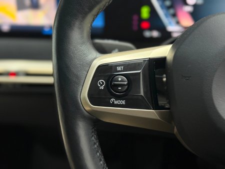 2022 BMW iX 40 M SPORT XDRIVE €41,990 thumbnail