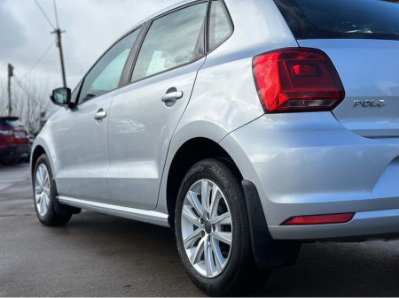 2015 Volkswagen Polo - thumbnail 11