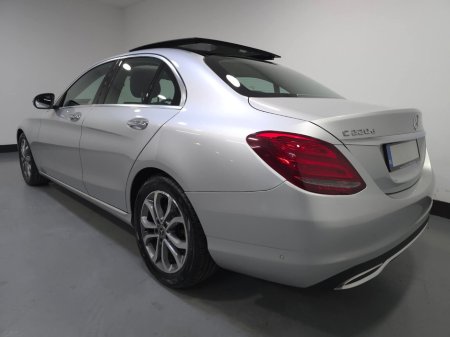 2018 Mercedes-Benz C Class C 220 D €22,950 thumbnail