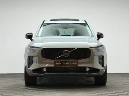 2025 Volvo XC90 - thumbnail 2