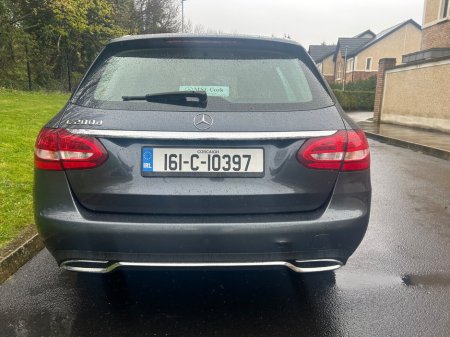 2016 Mercedes-Benz C Class - thumbnail 5