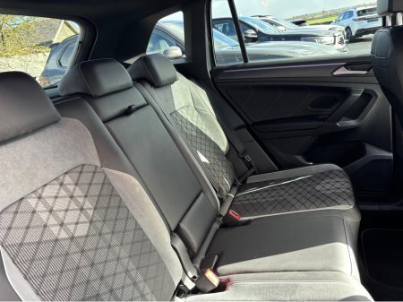 2022 Volkswagen Tiguan - thumbnail 16