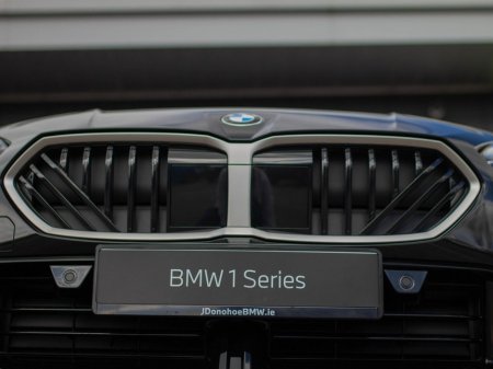 2026 BMW 1 Series - thumbnail 5