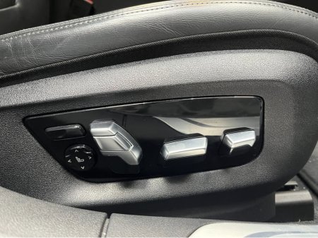 2017 BMW 7 Series - thumbnail 12